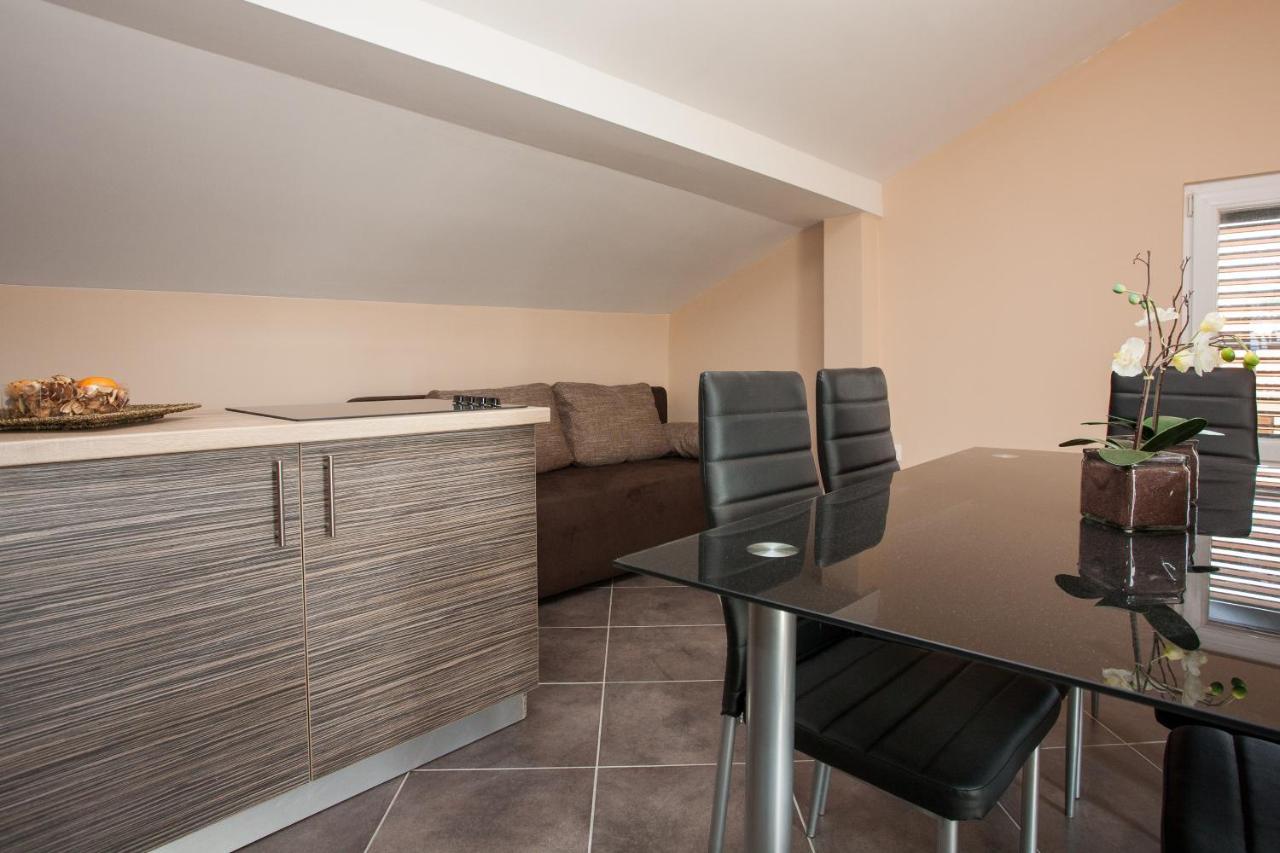 Apartments Tm Krk Town Exterior photo