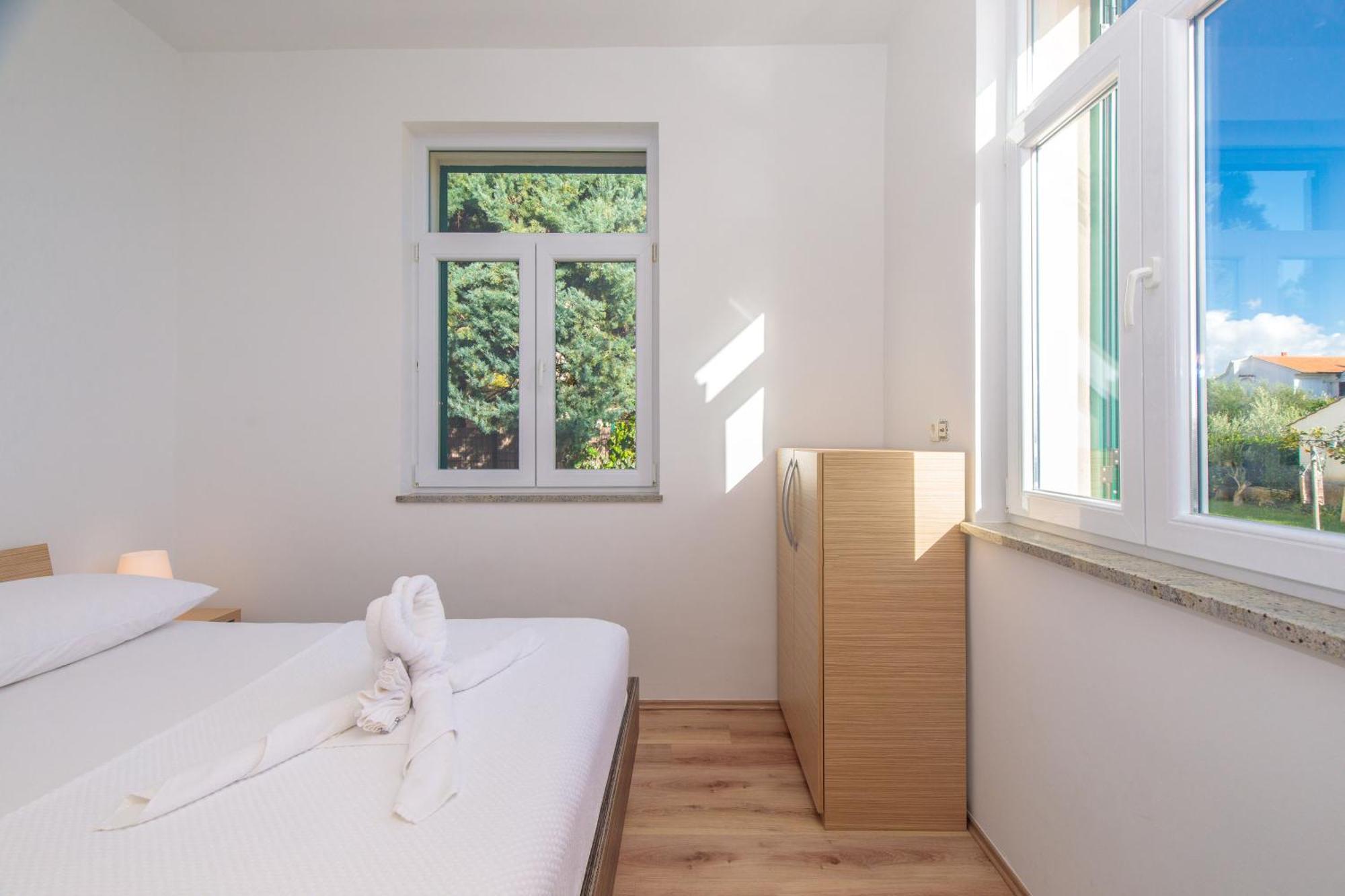 Apartments Tm Krk Town Exterior photo