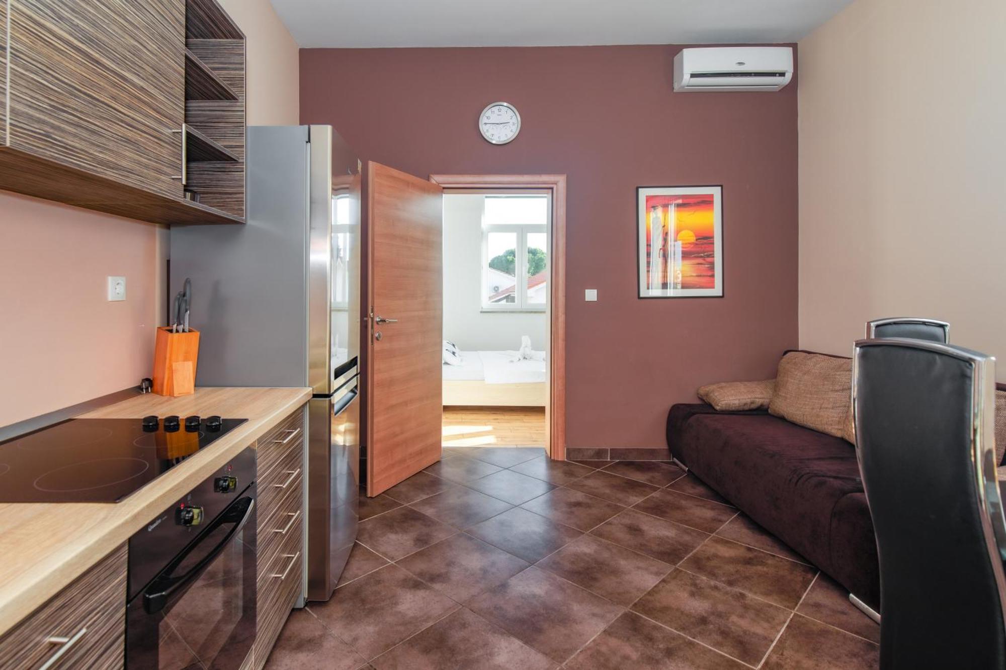 Apartments Tm Krk Town Exterior photo